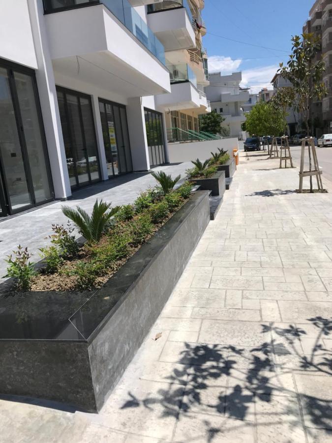 Saranda Lux Apartments Екстер'єр фото