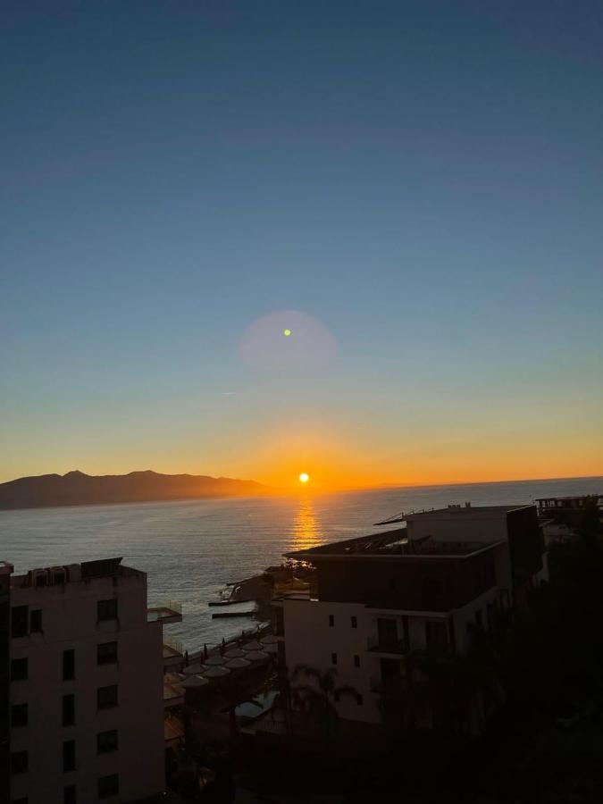 Saranda Lux Apartments Екстер'єр фото