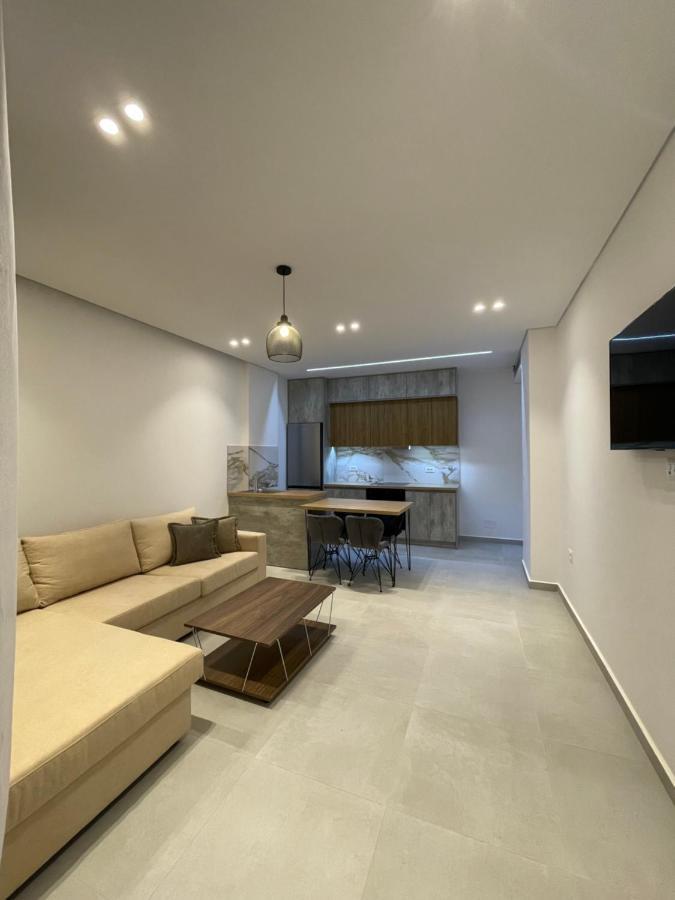 Saranda Lux Apartments Екстер'єр фото