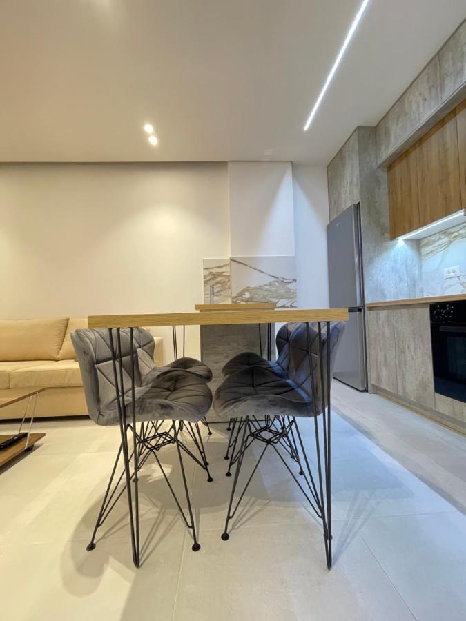 Saranda Lux Apartments Екстер'єр фото