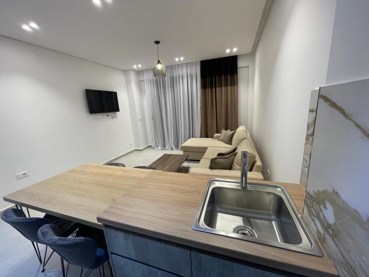 Saranda Lux Apartments Екстер'єр фото