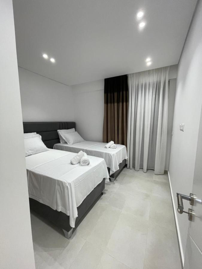 Saranda Lux Apartments Екстер'єр фото