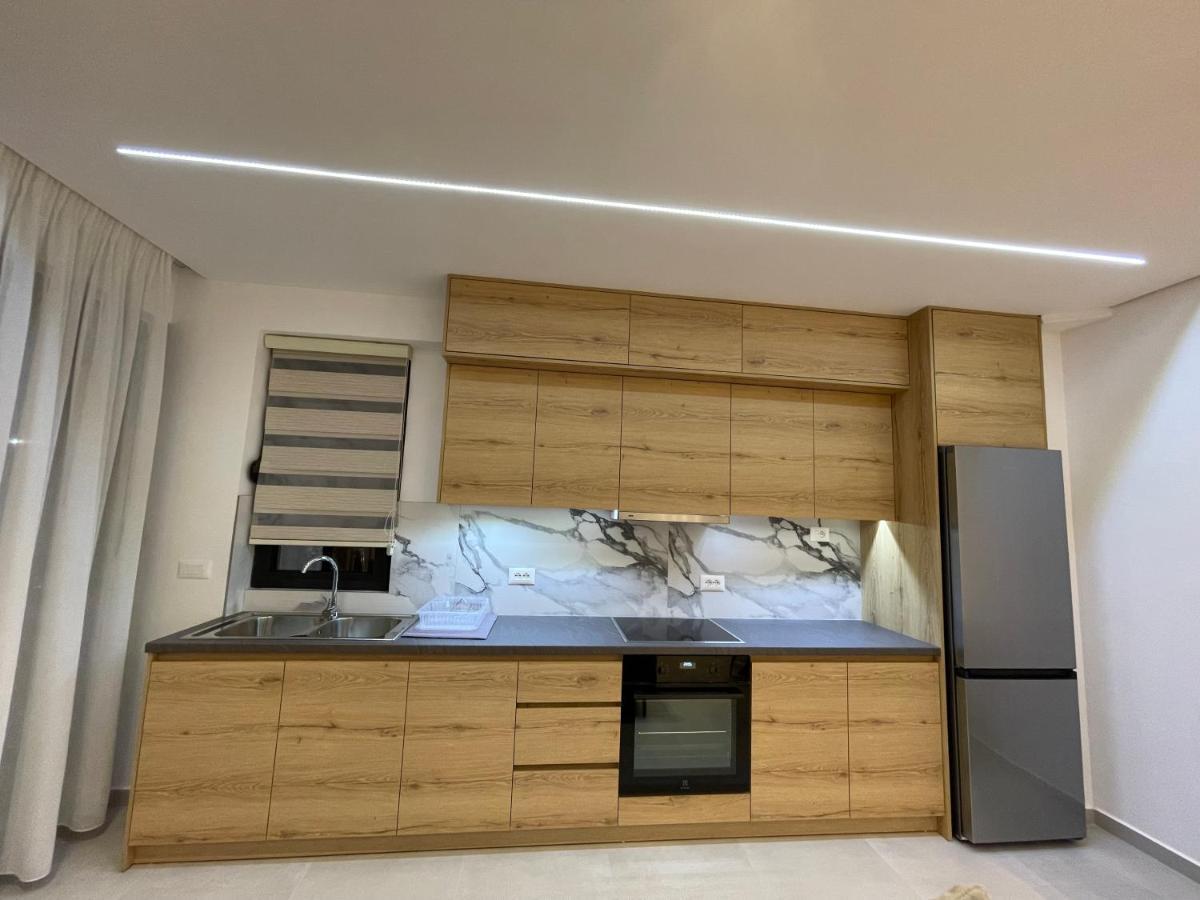 Saranda Lux Apartments Екстер'єр фото
